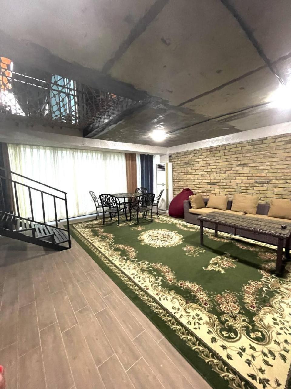 Local Hotel 塔什干 外观 照片