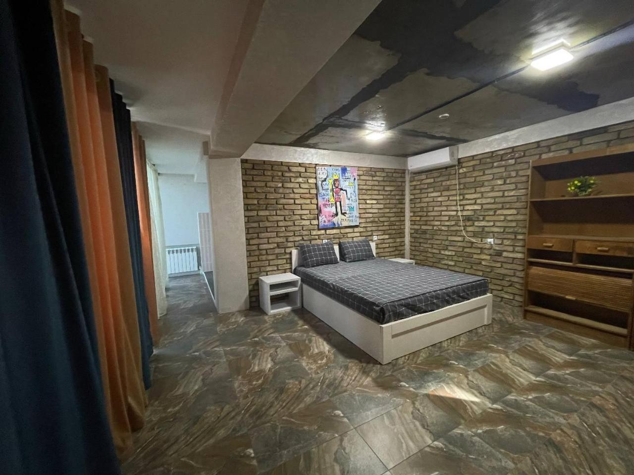 Local Hotel 塔什干 外观 照片